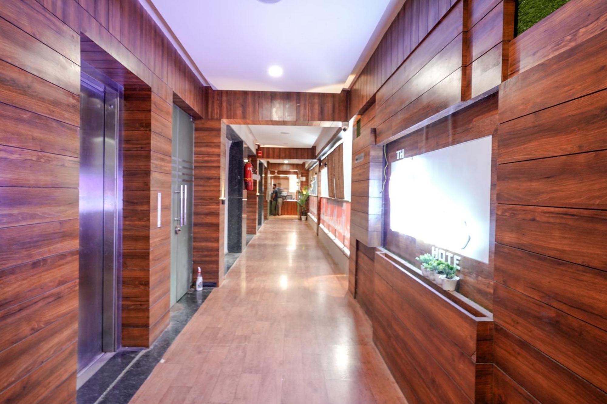 Fabhotel The Valentine - Udhna Road Surat Exterior photo